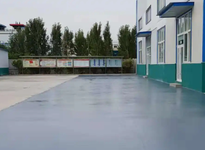三明彩色路面喷涂翻新的材料对冬季